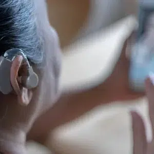 تغییر صدای خود با سمعک